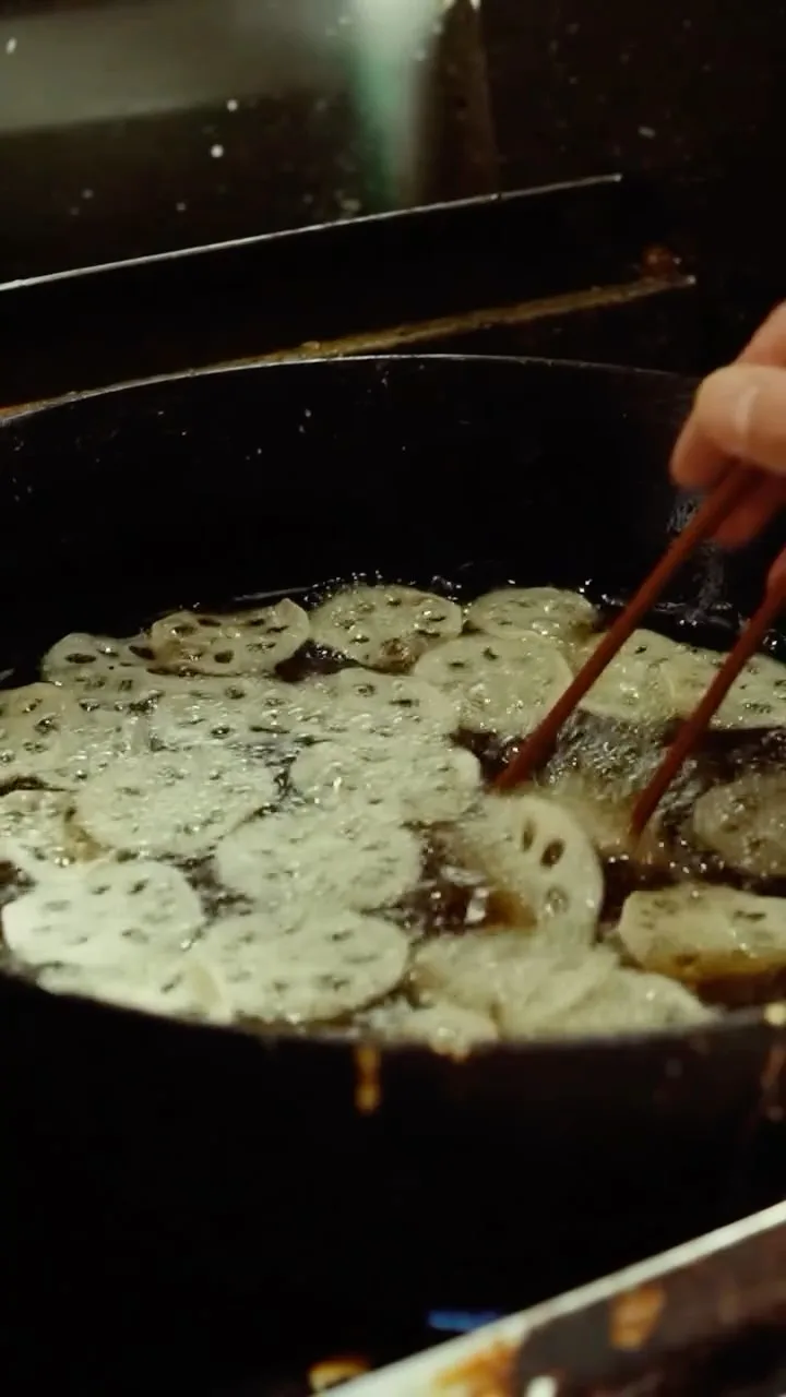 FRYING LOTUS ROOT FOR OUR NEW MENU ITEM!
The fried lotus root not only adds crisp and crunch to our Seaweed Salad but also brings a mild, earthy, and slightly sweet flavor.