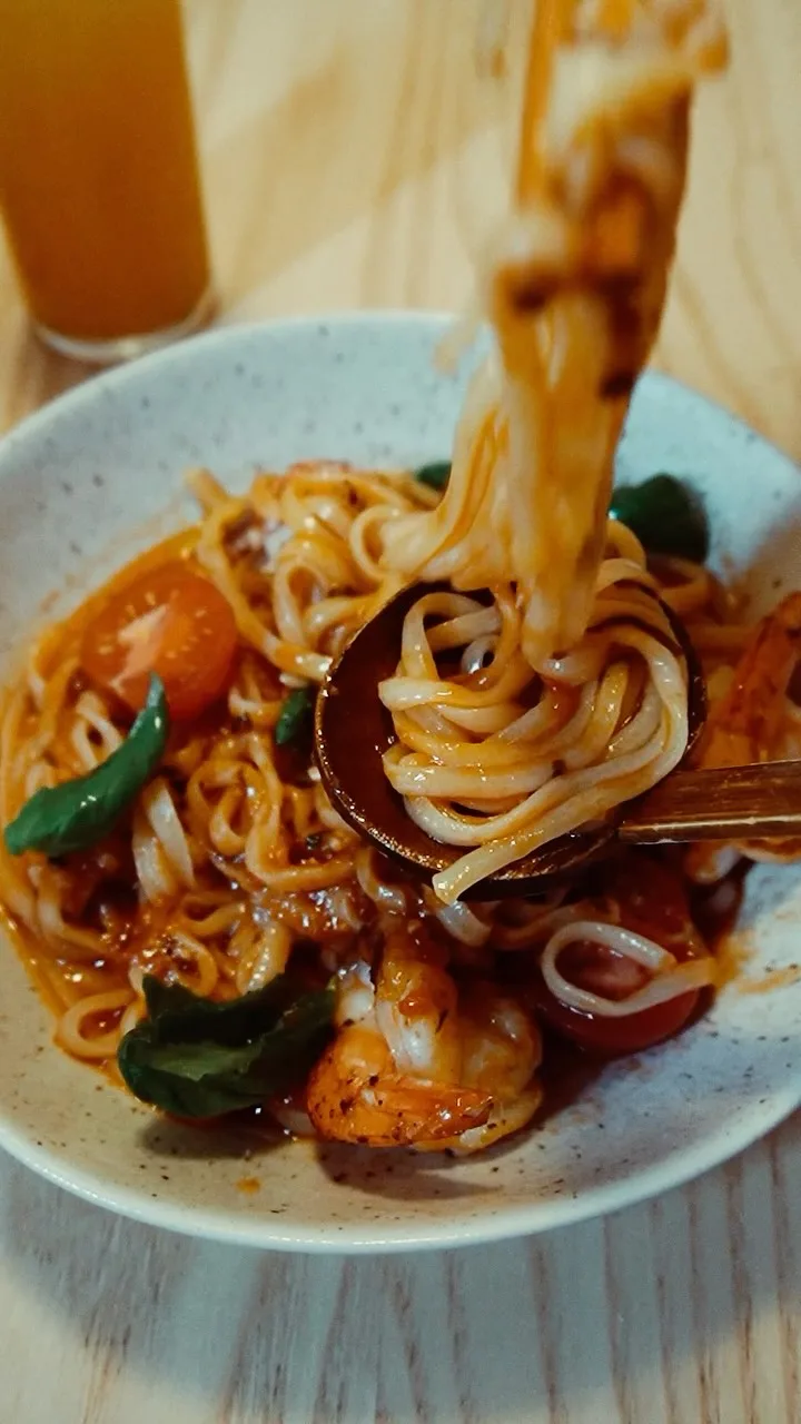 The Chilled Tomato & Prawn cold udon is a bright and refreshing tomato and anchovy-based udon best paired with a crisp lager or junmai sake.